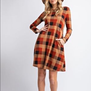 Store Closing‼️ Rust Plaid Dress
